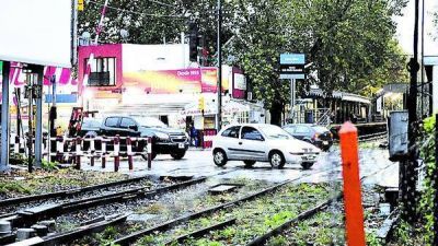 La Justicia fren� un t�nel en Balb�n y las v�as del tren Mitre