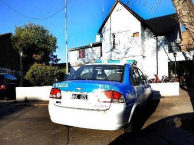 Una violenta entradera ocurrida anoche en la zona norte termin� con dos detenidos