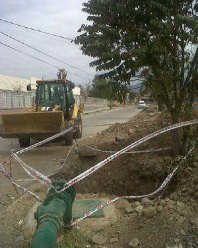 Mejoras en el servicio de agua en barrio 17 de Octubre