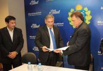 El ex titular de Estad�sticas acusa a Alperovich de ocultar informaci�n