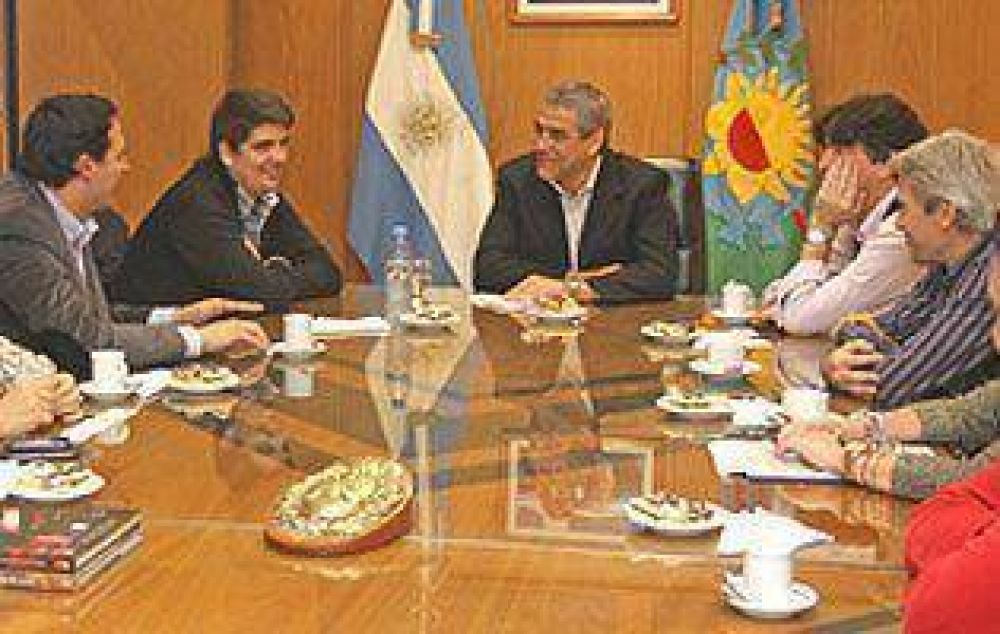 Ferraresi recibi� a funcionarios de San Luis
