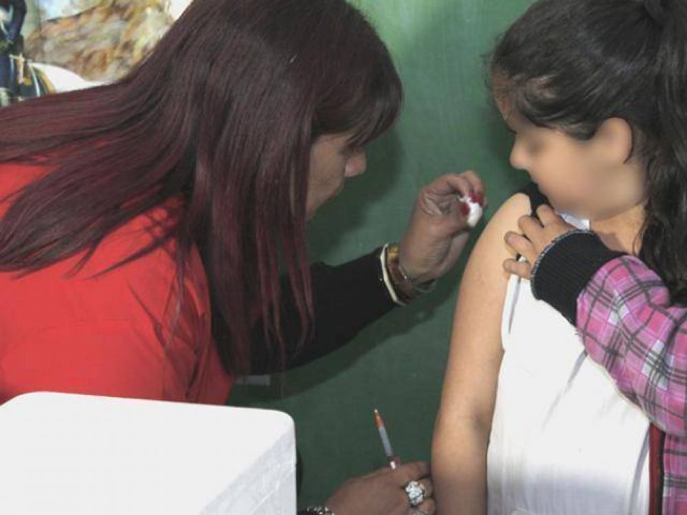 Vacunaci�n en la Primaria N� 13