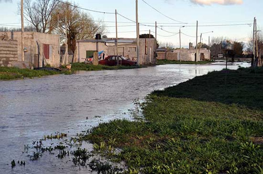 Problemas en calles por la fuerte tormenta