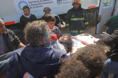 Ma�ana le dar�n el alta al chico accidentado en el Volcadero