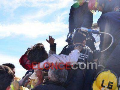 Paran�: Recibir� el alta el menor que qued� con su pierna en cami�n compactador 
