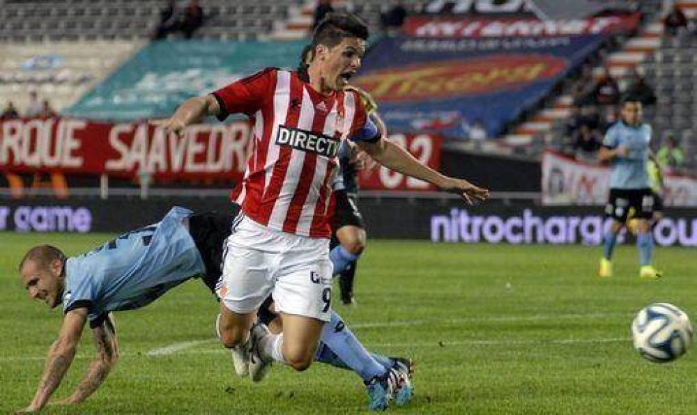 Belgrano se trajo una derrota de su visita a Estudiantes en La Plata