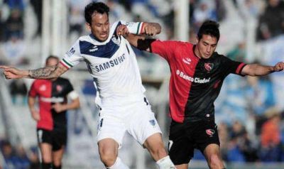 V�lez no pudo con Newell's pero alcanz� a River