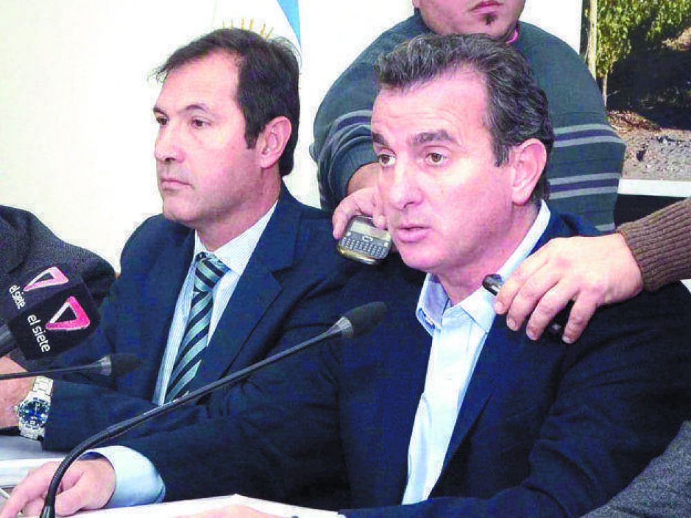 Tras el pol�mico viaje a Macedonia, P�rez intenta reactivar la miner�a con San Jorge y dos proyecto m�s
