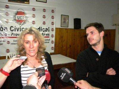 Lord�n: hay que seguir fortaleciendo el frente UNEN