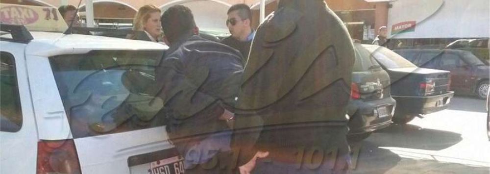 Detienen hombre que vend�a droga en un supermercado