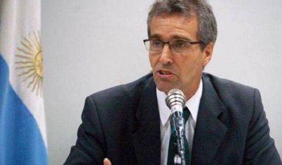 Pensando en 2015, Godoy inici� el armado en los departamentos
