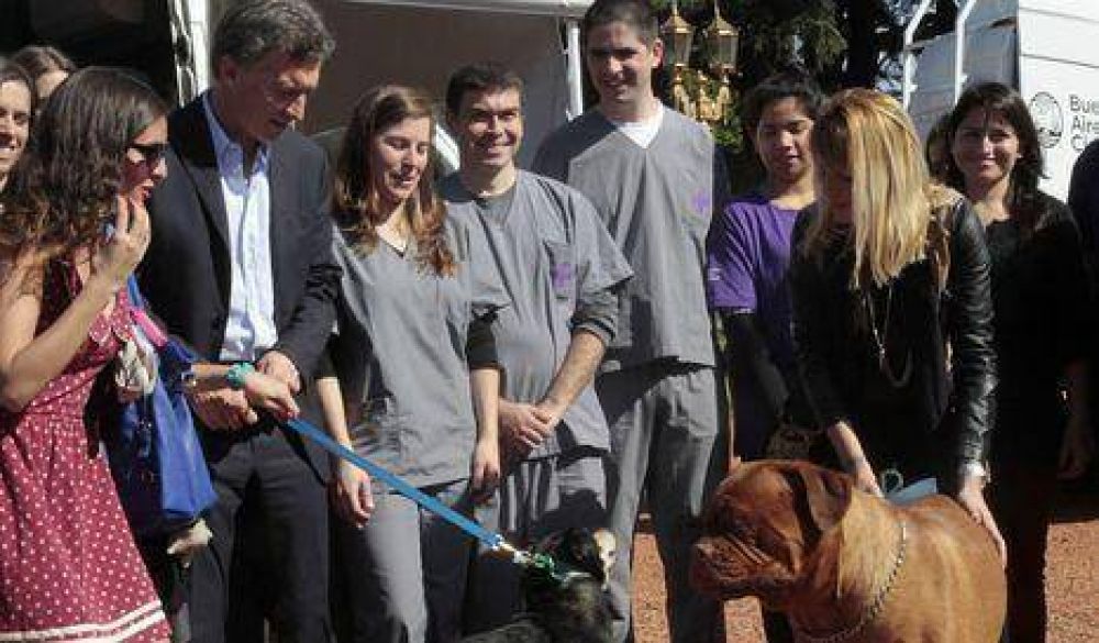 Macri present� el servicio de veterinarias m�viles