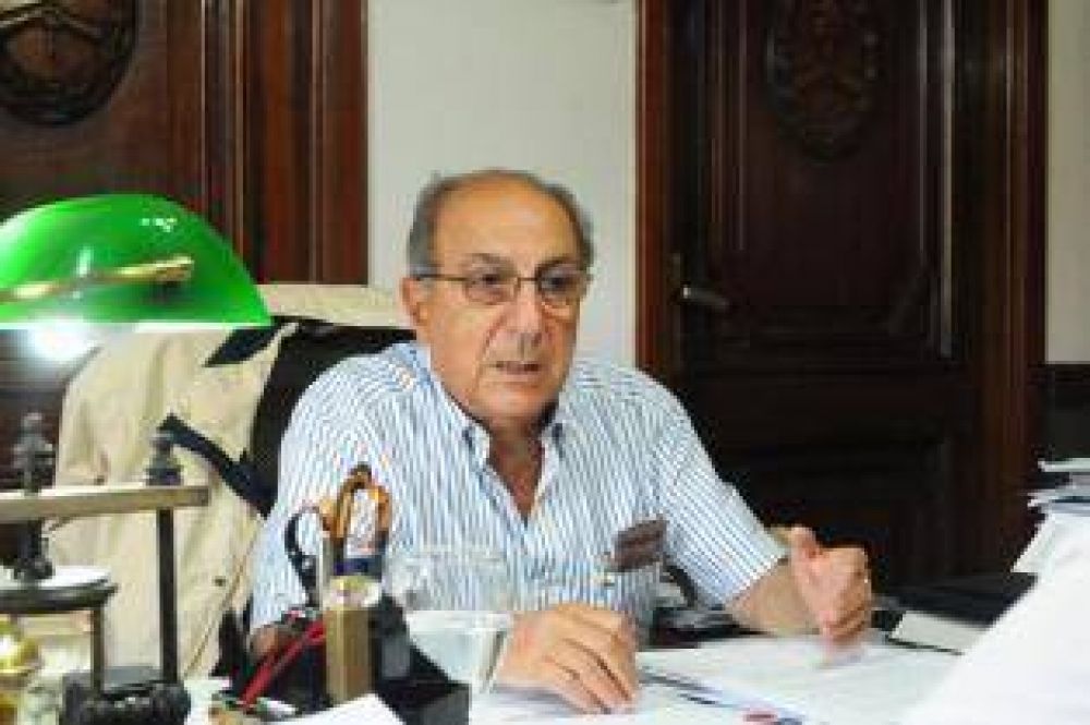 El voto electr�nico acaba con el robo de boletas, dijo Gandur