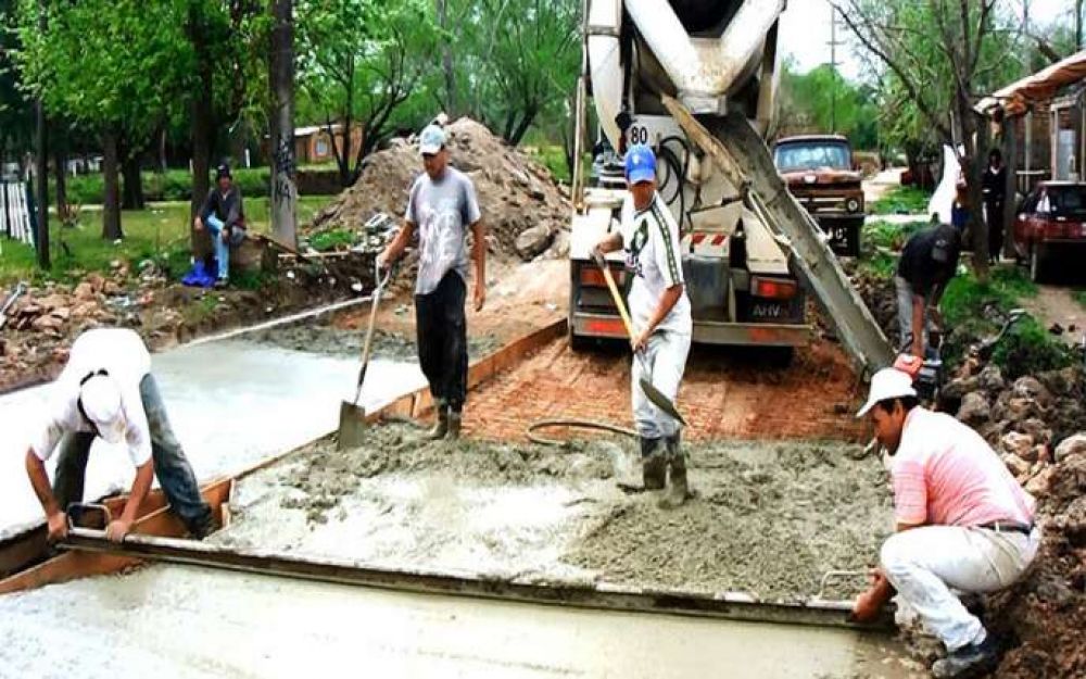 Construyen badenes en distintos barrios
