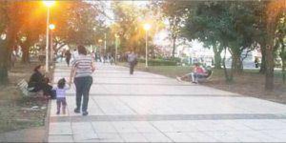 Romero: �La plaza no es un lugar para vender productos no habilitados�