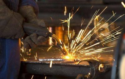 Para la UOM, se perdieron 400 empleos desde enero en C�rdoba