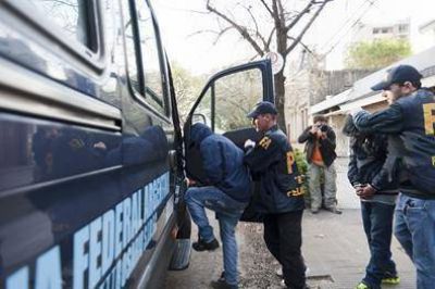 Droga en el cord�n industrial