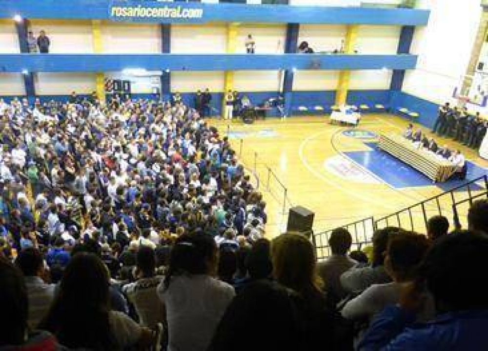 La hora del socio canaya