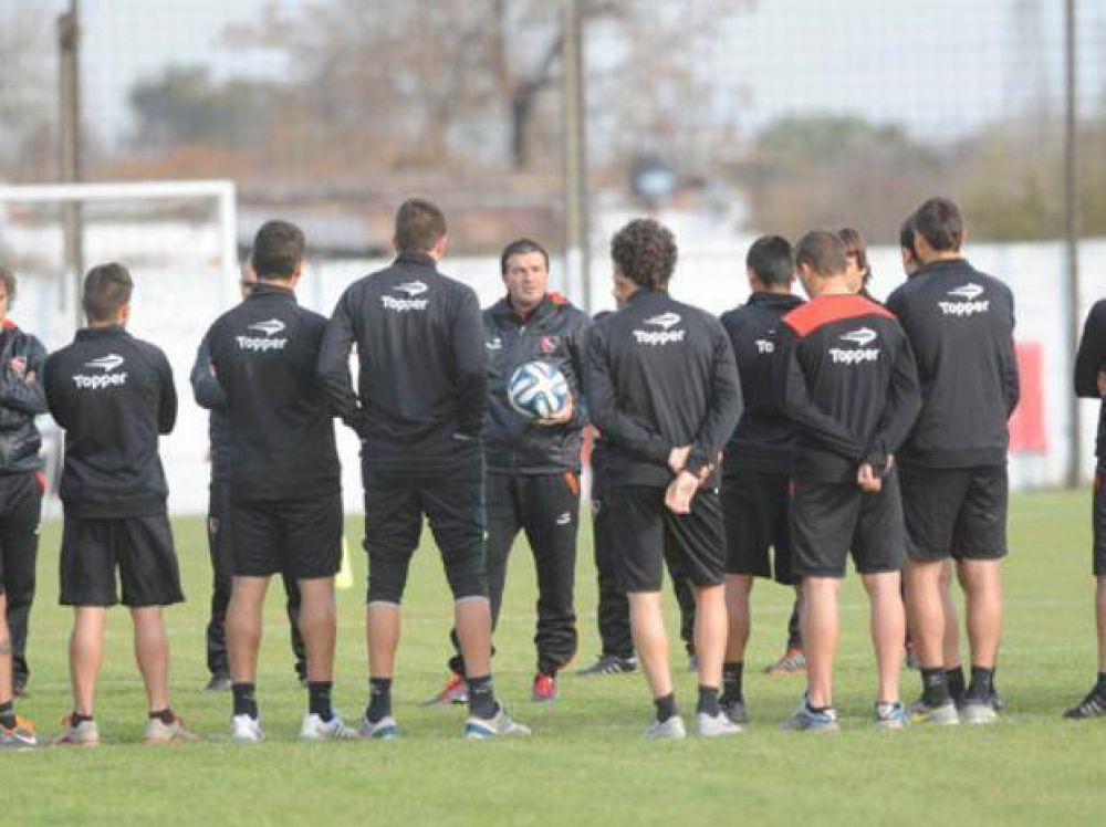 Carozo Raggio ya tiene en mente a la formaci�n ideal de Newell's