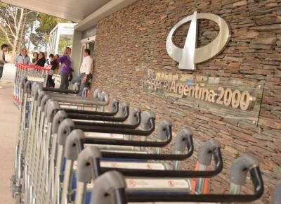 Enojado con el servicio del Aeropuerto de San Luis, Poggi pedir� la concesi�n para la provincia