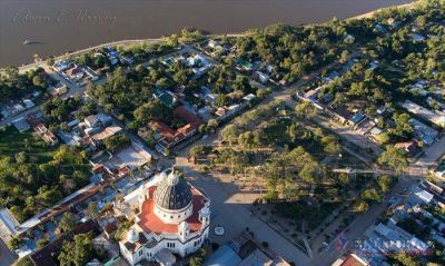 Por varias obras, el intendente de Itat� rubric� un convenio marco con la EBY