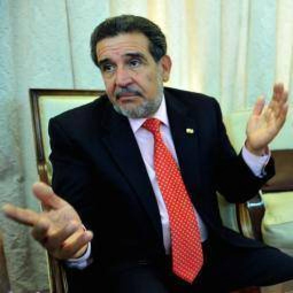�El tema elecciones est� en pa�ales, no est� en la cabeza de la gente�