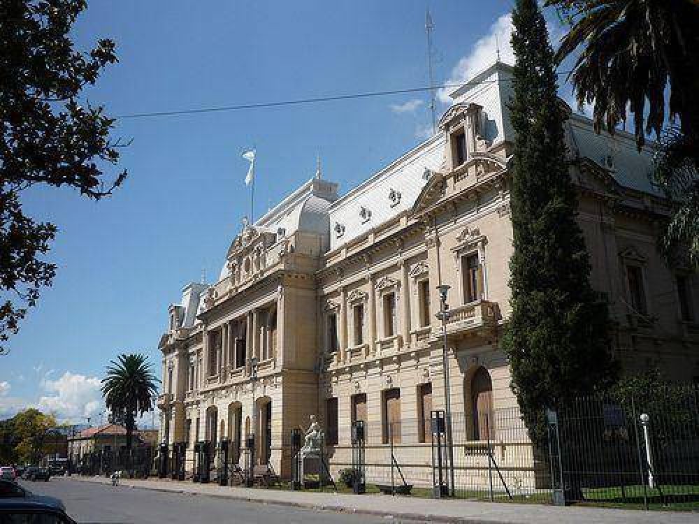 Estatales � advertencia del Gobierno sobre la libertad de trabajo