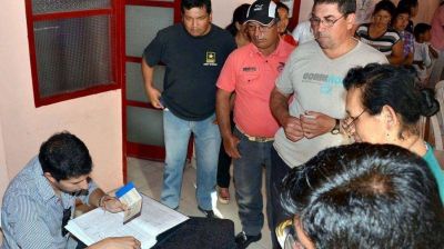 68 familias recibieron sus escrituras