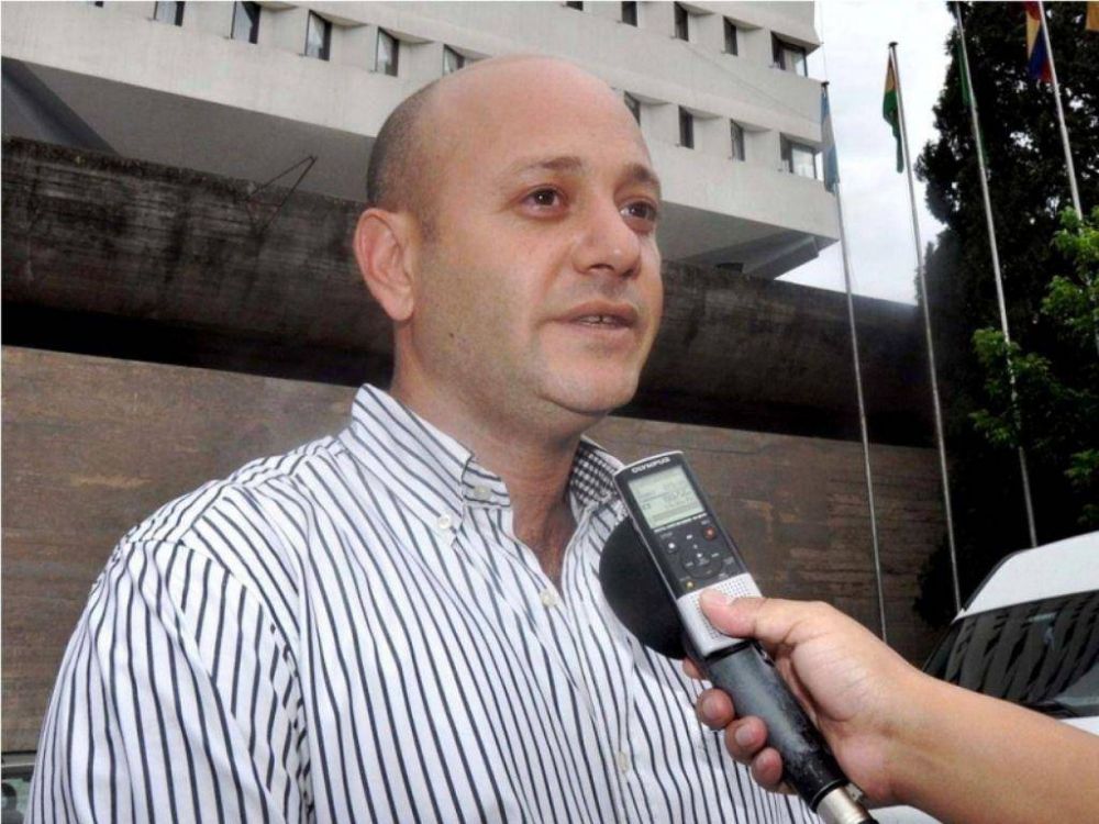 Hinojo: �No hay que perder de vista el derecho del trabajador�