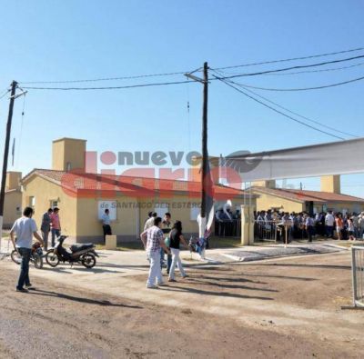 Licitan mil viviendas, 800 en La Banda y 200 en Capital