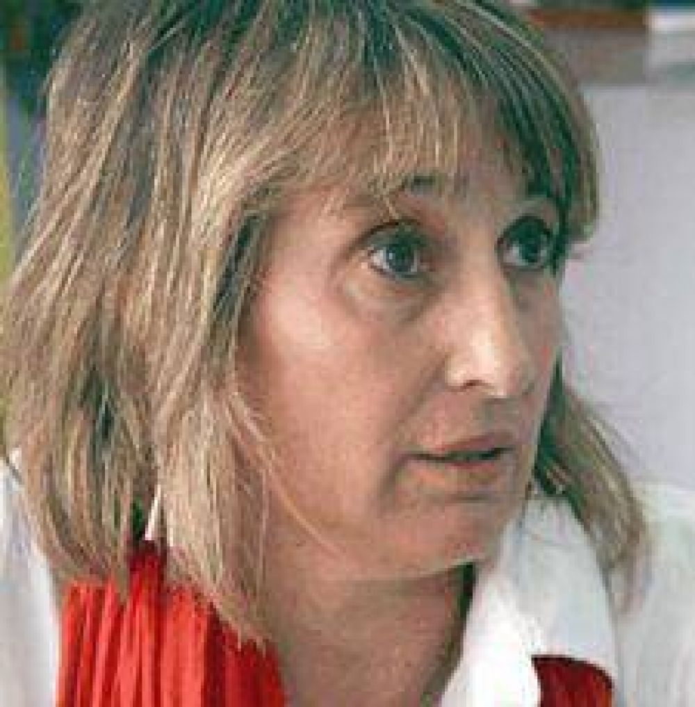 Desplazan a la Jefa Distrital de Educaci�n 