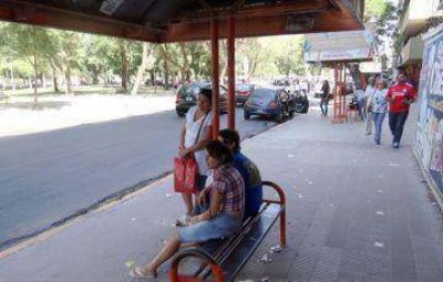 El gobierno tiene tiempo hasta hoy para evitar el paro de colectivos