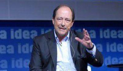 Sanz rechaz� replicar un acuerdo con el PRO a nivel nacional