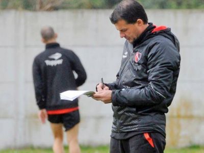 Gustavo Raggio aprob� el examen en Newell's y las expectativas est�n en alza