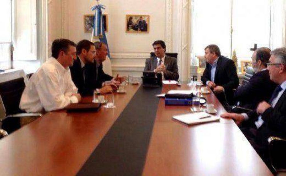 La Naci�n podr�a cofinanciar la obra de los gasoductos troncales