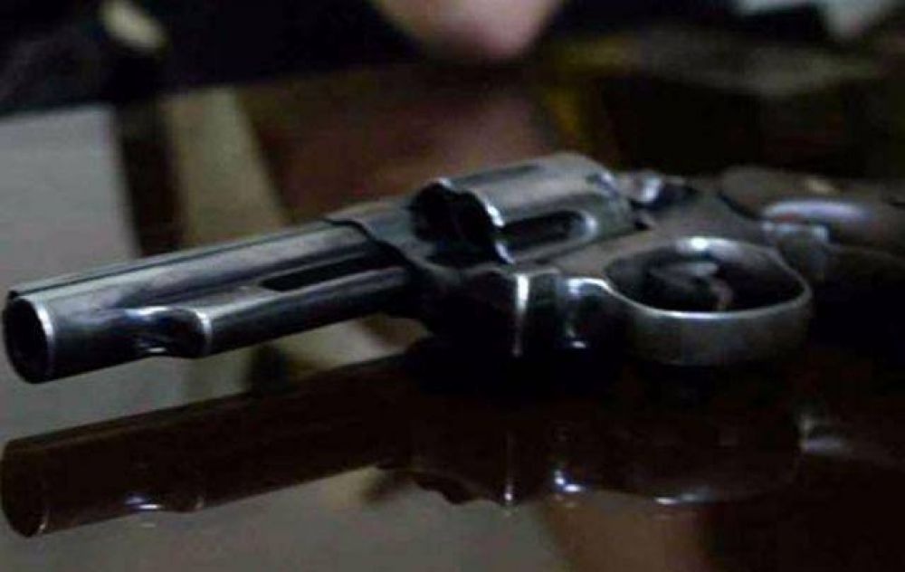 Un adolescente se mat� al jugar con un arma en R�o Cuarto