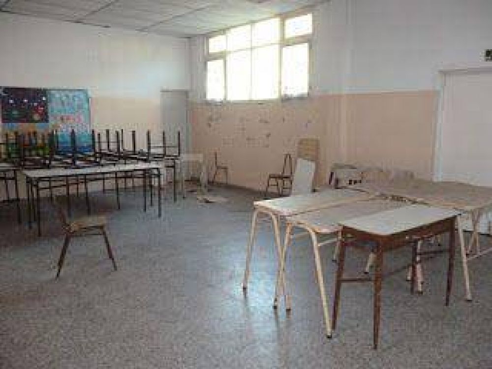 Una escuela sufri� 18 robos en un a�o y medio