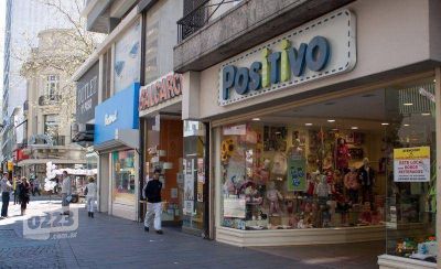 Un tal Ram�rez, el hombre que estafa a los comerciantes marplatenses