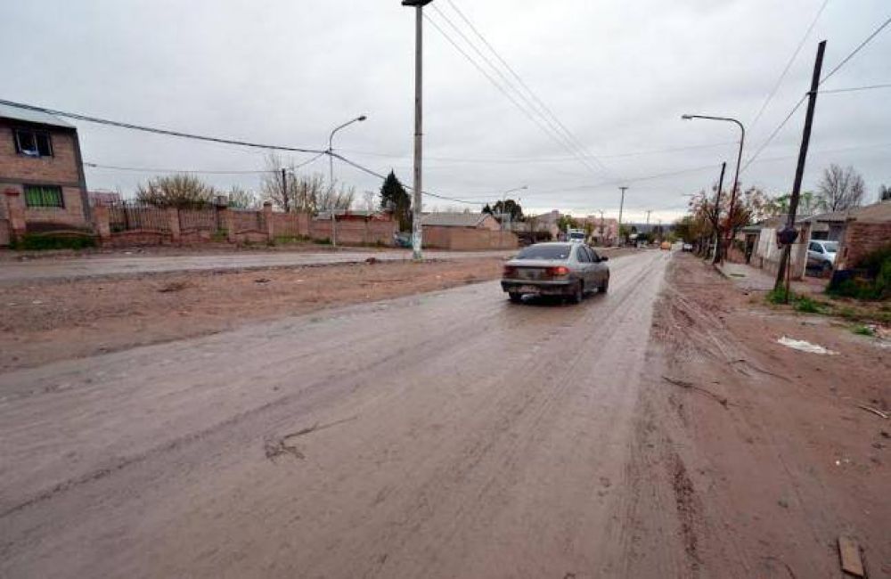 Asfaltar�n Avenida Huil�n, otra troncal de la zona oeste