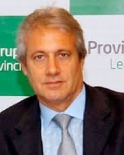 La �conducci�n real� del gobierno bahiense �est� en manos de Larraburu�