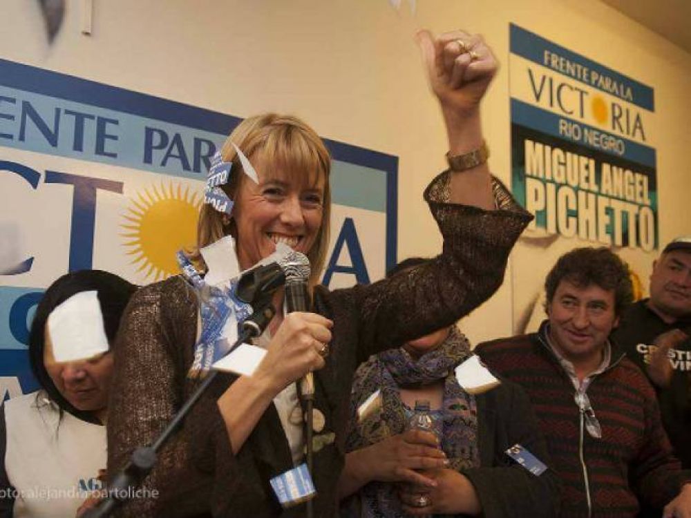 Silvina mand� a hacer terapia a referentes peronistas
