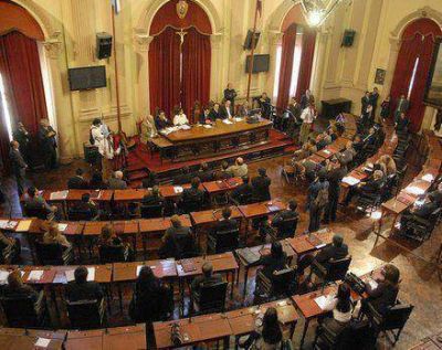 DIPUTADOS APROB� LA EMERGENCIA SOCIAL POR VIOLENCIA DE G�NERO