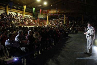 Melella present� el proyecto de urbanizaci�n que brindar� unas 2.500 soluciones habitacionales 