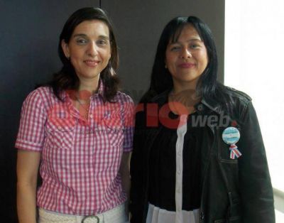Ana Beatriz �lvarez recibir� el �Premio Maestro Ilustre 2014�