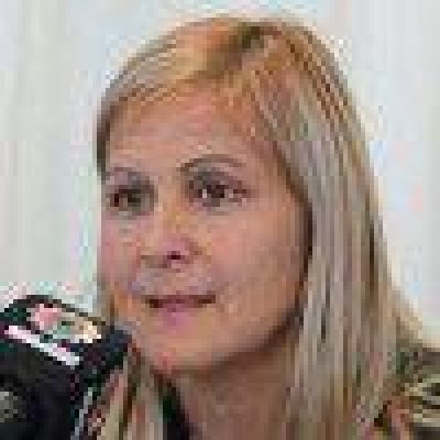 Asumi� la nueva directora del hospital de S�enz Pe�a