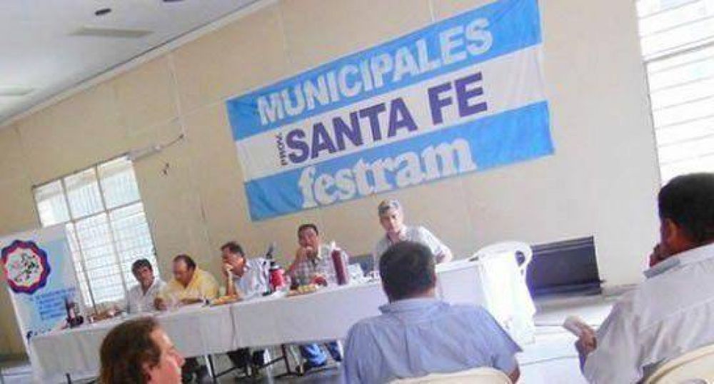 Avanzan negociaciones con municipales