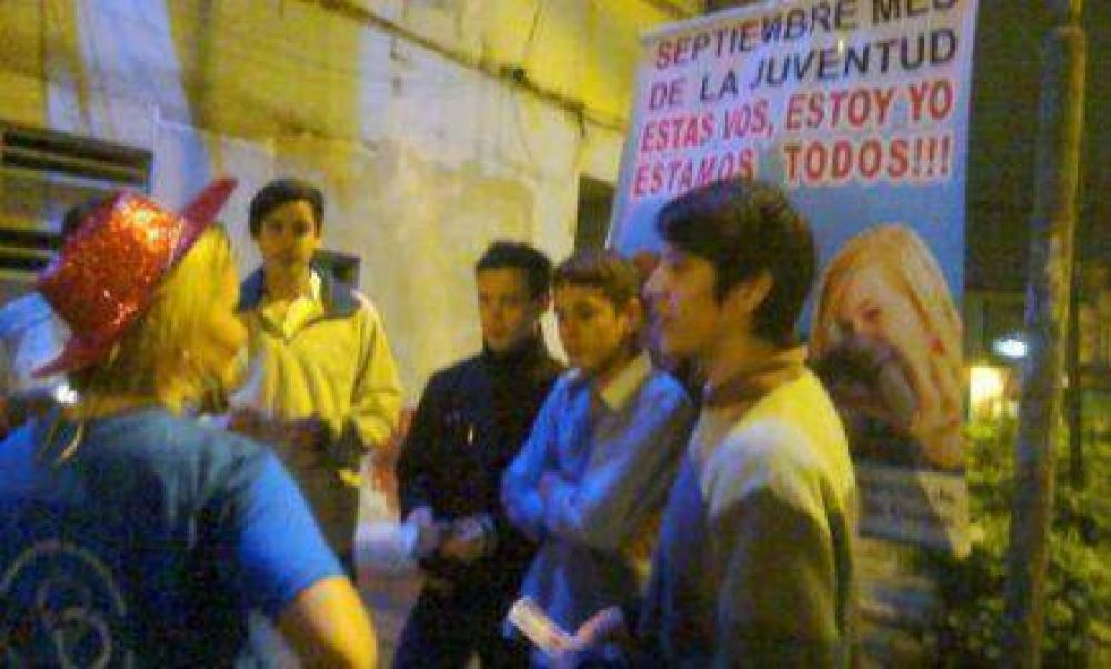 Unos 200 chicos se acercaron a las actividades nocturnas de prevenci�n de  adicciones
