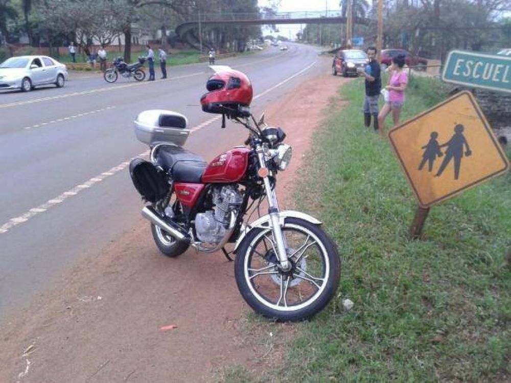 Posadas: choc� a un motociclista y se dio a la fuga