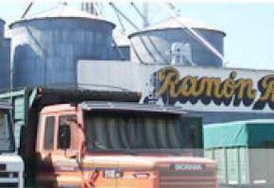 Paro de recibidores de granos en la cerealera Ram�n Rosa