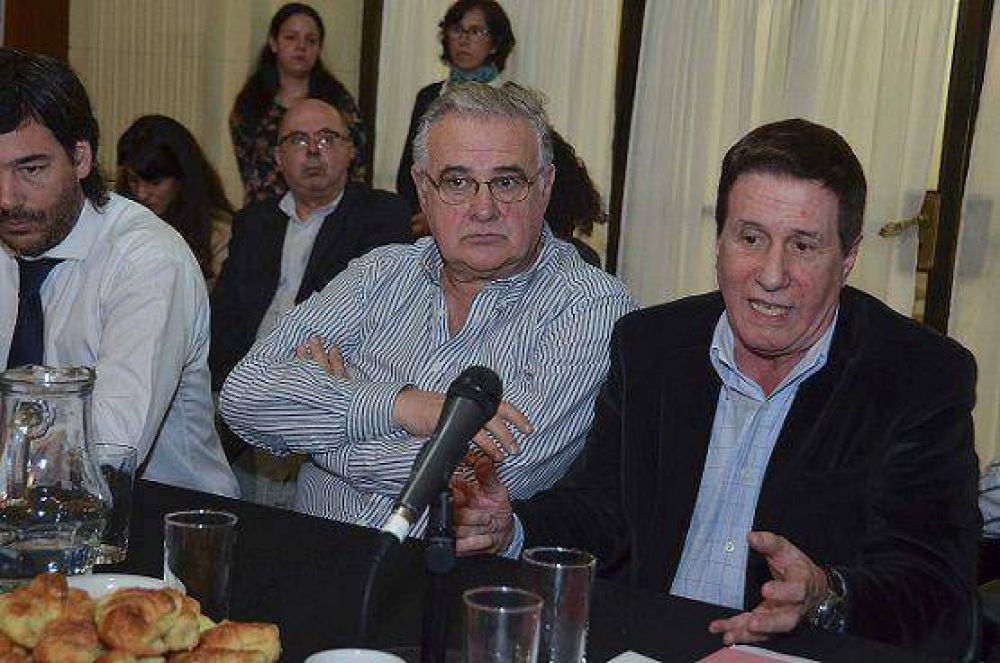 EL INTENDENTE DAR�O D�AZ P�REZ PARTICIP� DE LA REUNI�N DEL �REA METROPOLITANA DE BUENOS AIRES